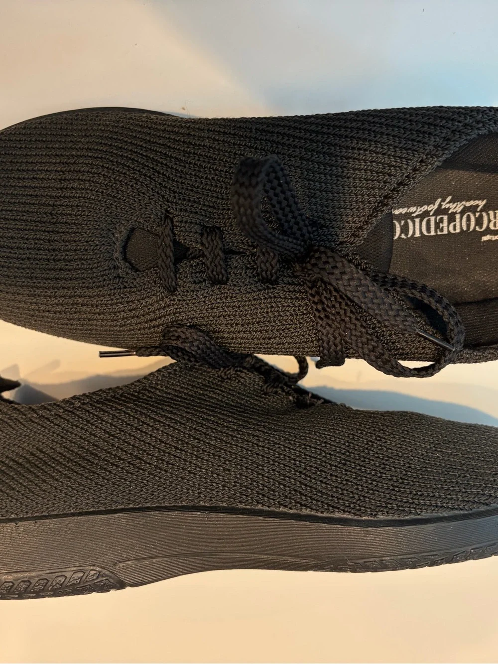 Arcopedico LS Black Knit Lace-Up Casual Sneakers - 41 EU (9.5-10 US) - Like new!